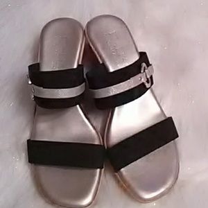 Ladies  Italian  shoemaker  shoes